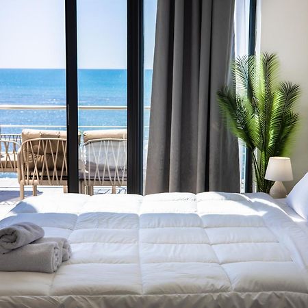 Costa Del Sol Hotel Durres Bagian luar foto