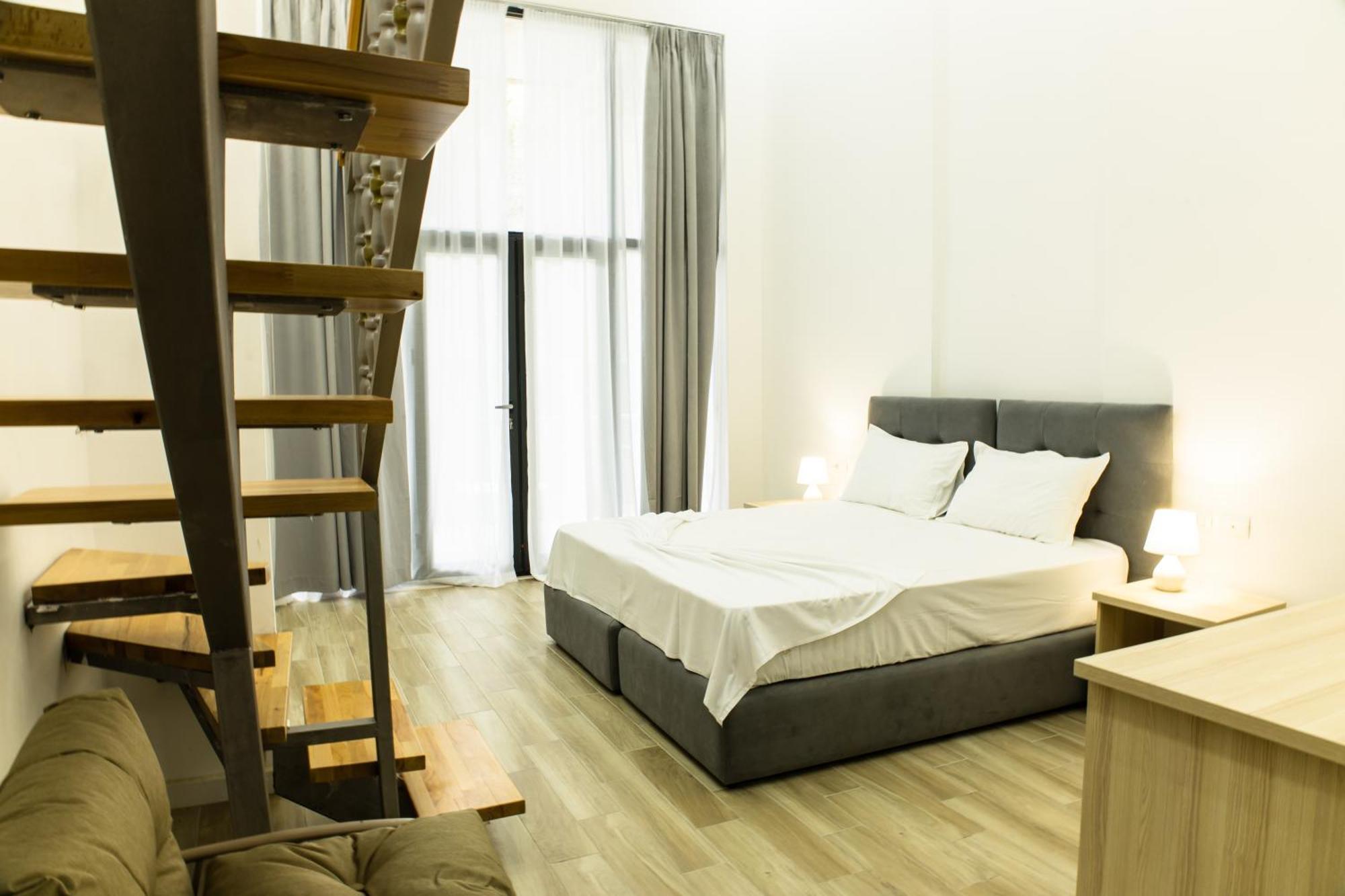 Costa Del Sol Hotel Durres Bagian luar foto